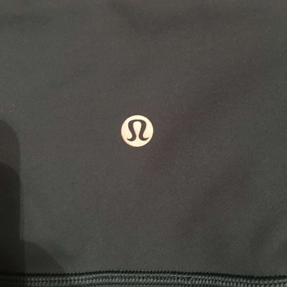 Like New Lululemon Teal Blue Leggings - Size 2 - Picture 5 of 6